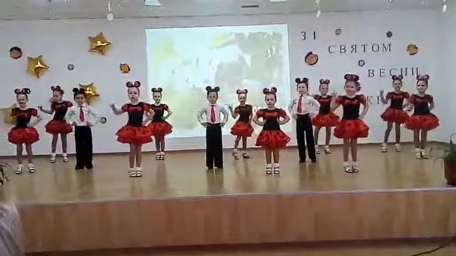 Выступление коллектив бального танца "Шанс", младшая группа. смотреть онлайн