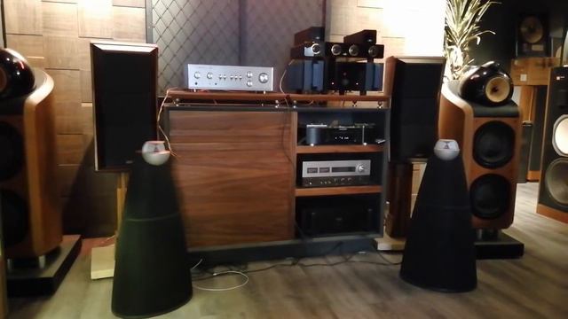 Ushers playing Diana Krall.. | Usher CP-777 + Gryphon Pre/Power (Vintage) смотреть онлайн