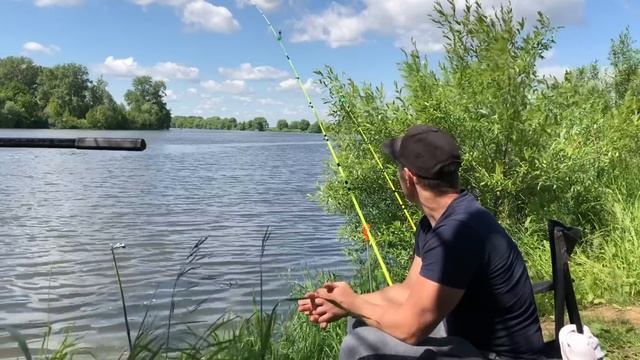 Рыбалка на донки. Шикарный клев. Рыба не даёт скучать. И как всегда море эмоций! смотреть онлайн