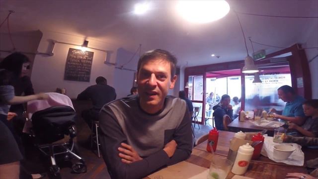 DELICIOUS BURGERS FOR REAL THOUGH | Patty and Bun | What's Good London смотреть онлайн