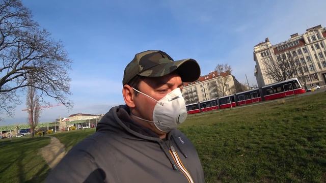 ВСЯ АВСТРИЯ НА КАРАНТИНЕ, ГРАНИЦА НА ЗАМКЕ, Я В МАСКЕ смотреть онлайн