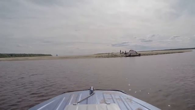 Катаемся на лодке, Рыбачим, Купаемся смотреть онлайн