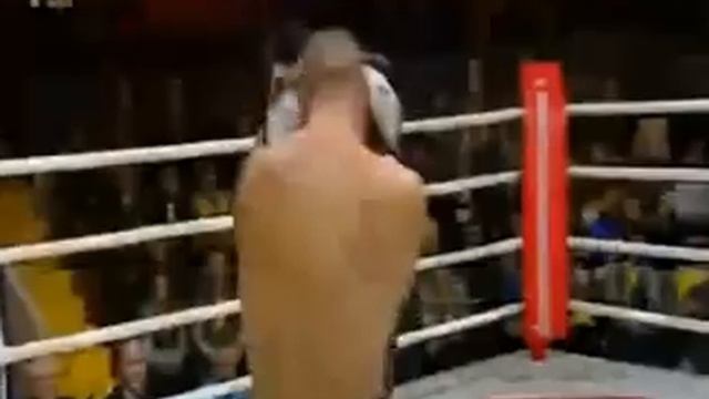 2015-10-31 Айдос Ербосынулы -  Денис Поднебесный