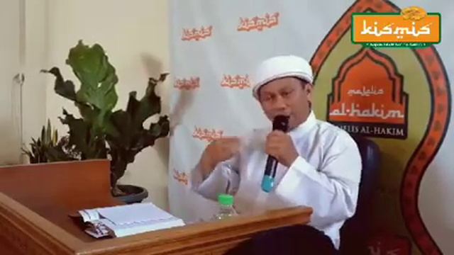 Bunuh Diri, Wajibkah Disholatkan? K.H. Muhyiddin Abdul Jabar- Kajian Islam Setiap Kamis смотреть онлайн
