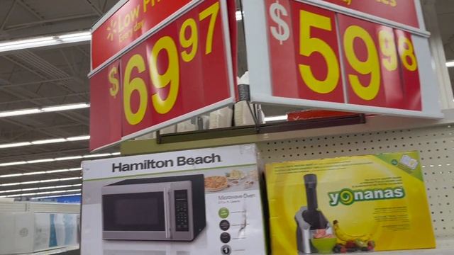 LAST MINUTE CHRISTMAS GIFT IDEAS AT WALMART CANADA | COME SHOP WITH ME ? смотреть онлайн
