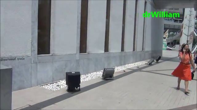 Go to MBK shopping center смотреть онлайн