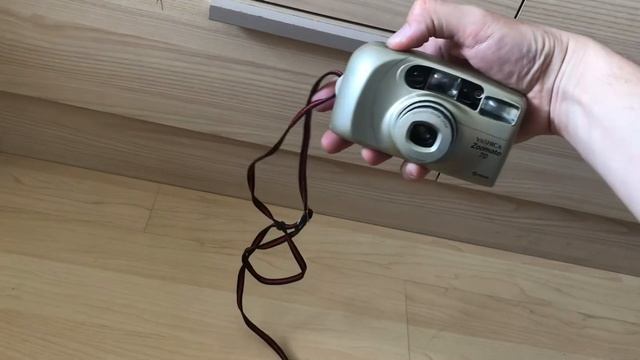 Yashica Zoomate 70 silver vintage 35mm film photo camera смотреть онлайн