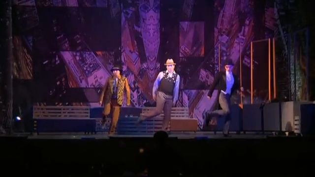 Фрагмент из мюзикла «Как вернуть мужа» Новосибирского музыкального театра смотреть онлайн