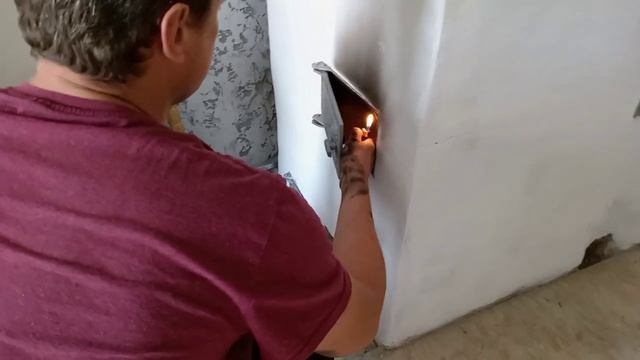 Нет тяги. Плита с духовкой и отопительным щитом. Сендвич дымоход на крыше. смотреть онлайн