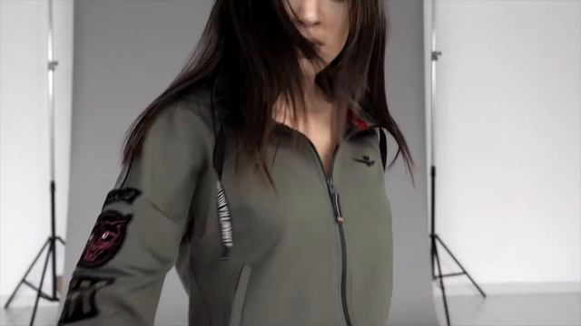 Aeronautica Militare Woman FW2020/21 смотреть онлайн