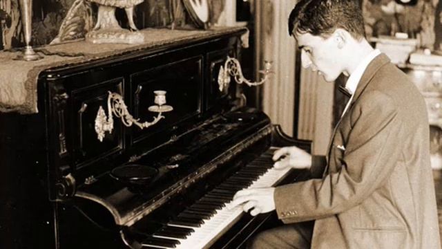 FERNANDO BOTANZ RINDE HOMENAJE A LA CUPLETISTA RAQUEL MELLER EN RADIO TULAR (2021). смотреть онлайн