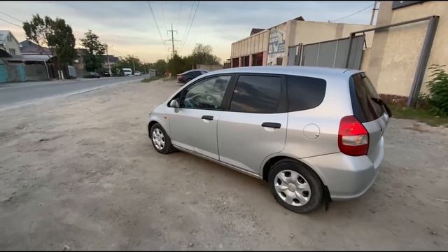 Арзан баада HONDA JAZZ унаасы САТЫЛАТ ~ Объему 1,3 механика смотреть онлайн