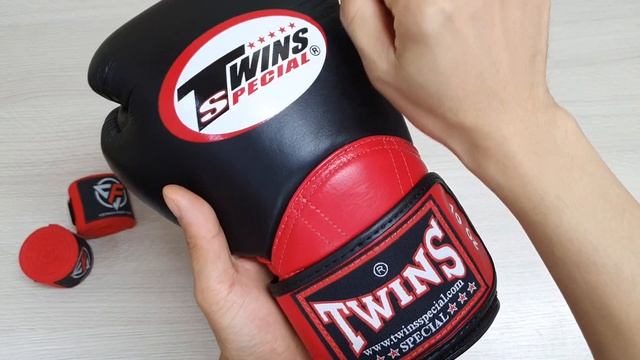 | TWINS BGVL11 | ĐÔI GĂNG TWINS LÀM RIÊNG CHO AE BOXER смотреть онлайн