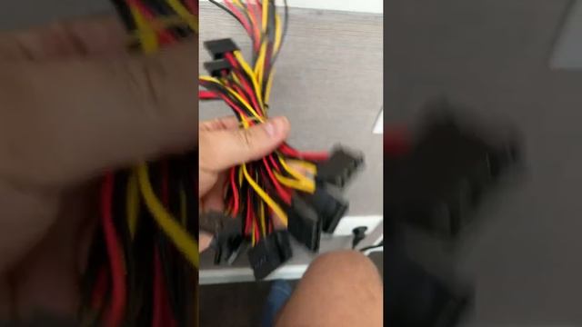 Тихий блок питания для майнинга SENLIFANG 2000W смотреть онлайн