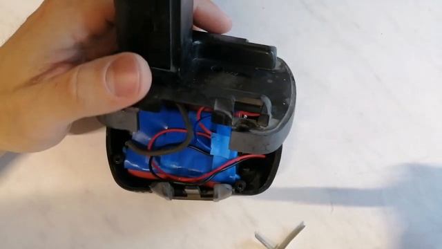 Как переделать шуруповерт бош PSR 1200 на литиевые аккумуляторы смотреть онлайн