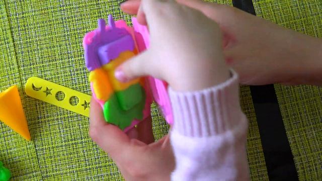 РАЗВИВАЮЩЕЕ ВИДЕО-ДЕЛАЕМ МОРОЖЕНОЕ ИЗ ПЛАСТИЛИНА И УЧИМ ЦВЕТА. 4K смотреть онлайн