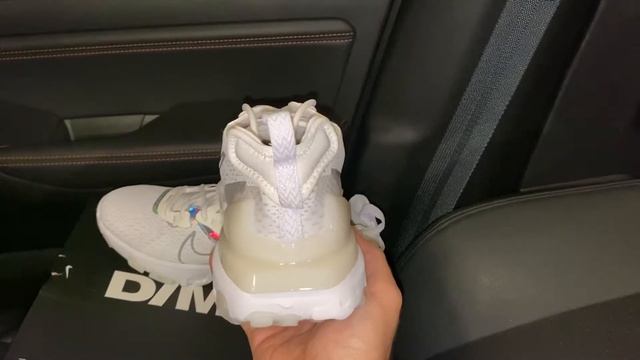 Nike React Vision White Iridescent womens sneakers смотреть онлайн