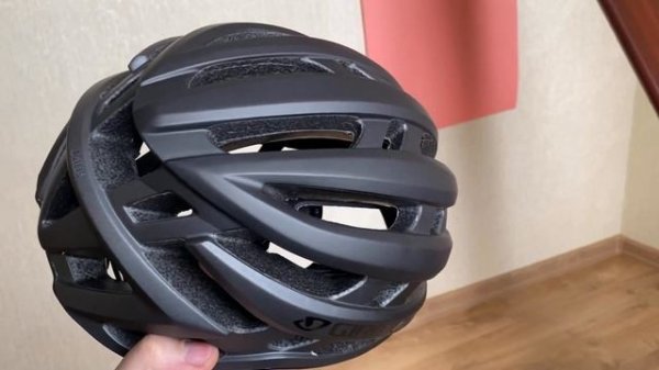 Обзор вело шлем Giro Aglis MIPS
