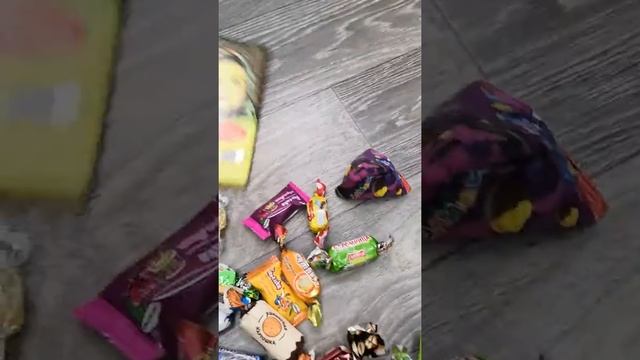 Сладкий новогодний подарок 1кг смотреть онлайн