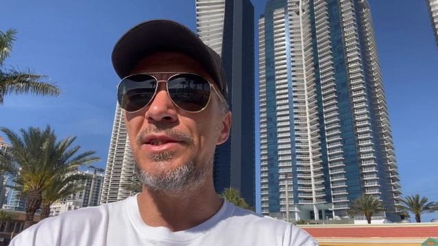 VLOG#8 Русские в Майами, район Sunny Isles, сложности иммиграции и разговор о важности Людей смотреть онлайн