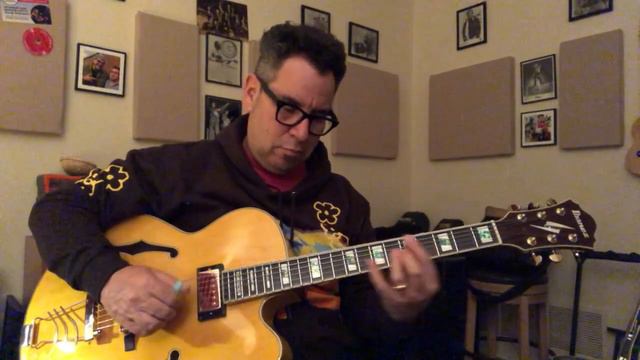 Ibanez Pat Metheny AA2 / DV Mark Little Jazz Amp смотреть онлайн