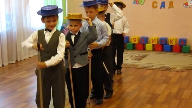 Танец Джентльменов.MOV смотреть онлайн