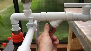 Система капельного полива на полипропиленовых фитингах + капельная лента. Автозаполнение бочки.