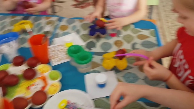 ДС 28 Клинцы - Мастерская по декорированию пасхальных яиц смотреть онлайн