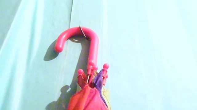 Видеоурок: Как вешать зонтик на крючок смотреть онлайн