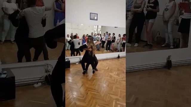 Bachata Social Dance Senorita смотреть онлайн