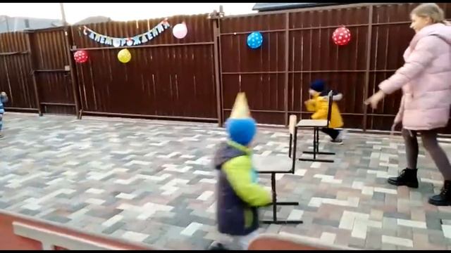 Праздник день рождения, конкурсы с мамой и папой, веселье Любимка 18 11 2022 Новая Адыгея клип смотреть онлайн