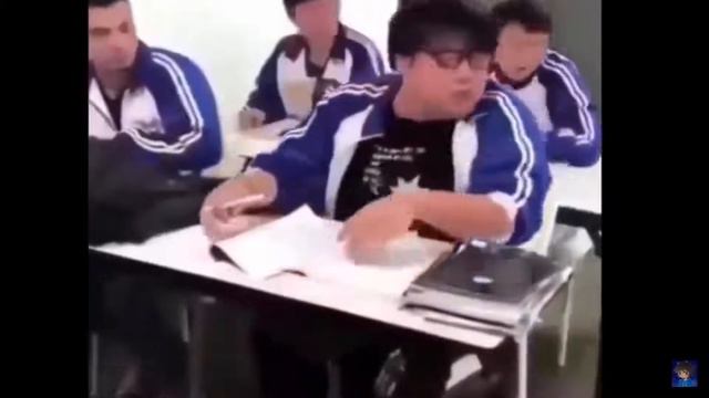 among us memes +18 смотреть онлайн