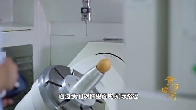 老人在荒漠搭建太阳能发电，还在这里养殖了一大群羊专门去除杂草！【黄河江畔】 смотреть онлайн