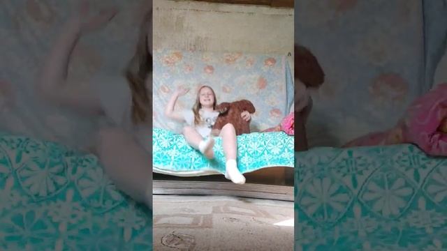 пов: батут в домашних условиях #дача #рекоммендации #батут #мем #жиза смотреть онлайн