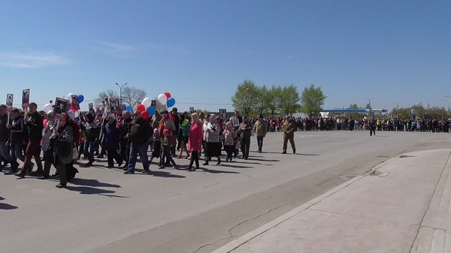 Бессмертный полк.9 Мая.Парад Победы. смотреть онлайн