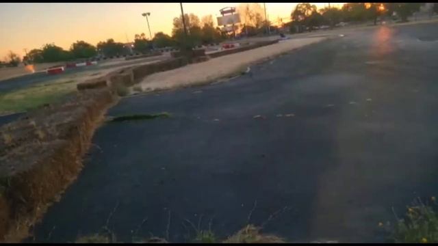 Little Stockton 99 Kart track - Kawasaki KX 65 and Kayo 150 смотреть онлайн