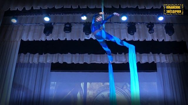 Гимнастка на полотнах "Наяда" смотреть онлайн