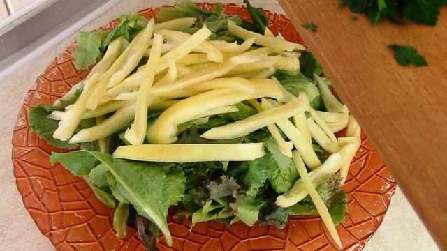 Салат салатный  Это стоит попробовать