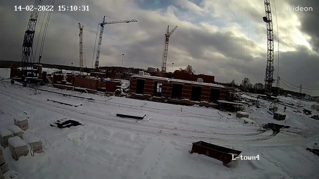 TimeLapse.Работа башенных кранов. смотреть онлайн