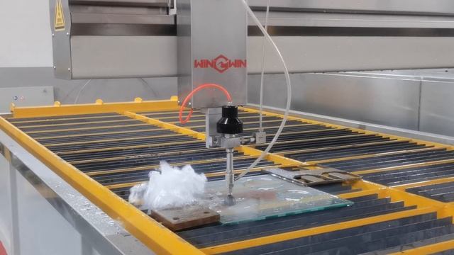 гидроабразивная резка стекла на станке 4020 консольной модели winwin#waterjet