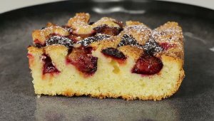 Этот ВОЛШЕБНЫЙ рецепт будут просить все! Самый ВКУСНЫЙ и БЫСТРЫЙ ПИРОГ со СЛИВАМИ/Сливовый пирог