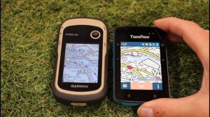 Garmin eTrex 32x v TwoNav Roc