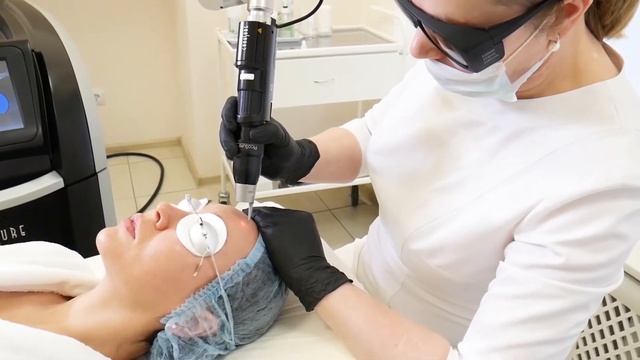 Лазерное лечение пигментации на пикосекундном лазере PicoSure смотреть онлайн