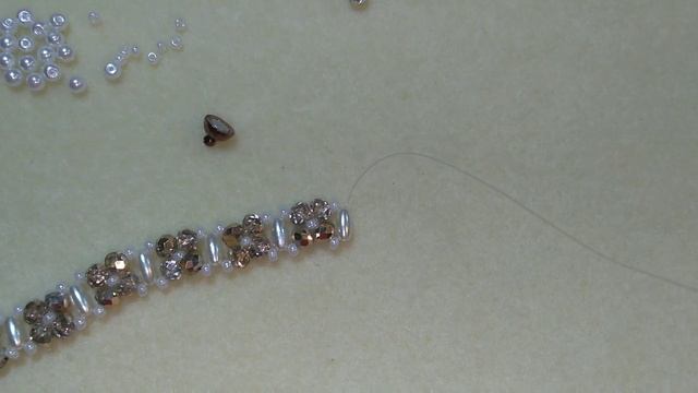 Kristal ve boru boncukdan bileklik yapımı/Браслет из кристалей и стекляруса/Crystal beads bracelet/ смотреть онлайн