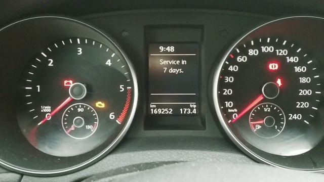 Volkswagen Golf 6 1.6 TDI CAYC EGR Problem смотреть онлайн