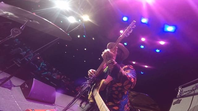 Munir Hossn with Alfredo Rodriguez trio in Urbana. смотреть онлайн