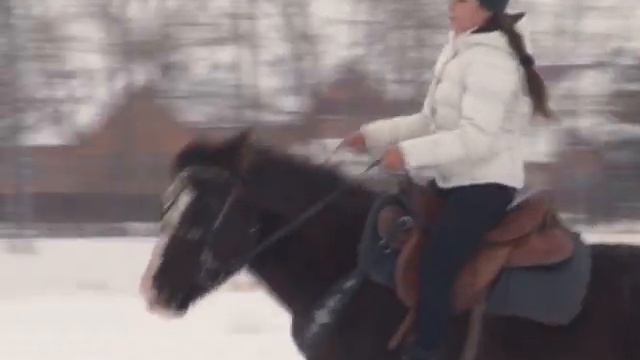 Конные прогулки рядом с Нефтекамском смотреть онлайн