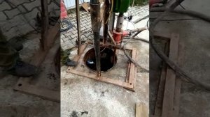 Дренажная скважина внутри канализации.