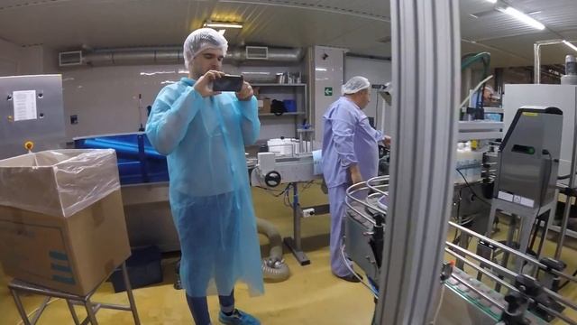 Маркировка молока этикеткой честный знак. Верификация, линия отбраковки, групповое сканирование. смотреть онлайн