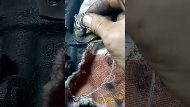 Как выкрутить обломанный болт или шпильку, самы легкий способ #авторемонт #проавто смотреть онлайн